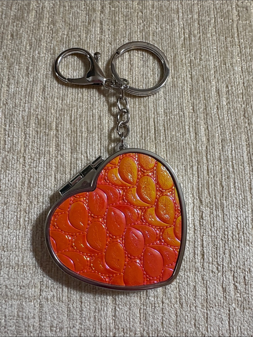 Heart-Shaped Orange Key & Card Holder Keychain with double mirrors inside.